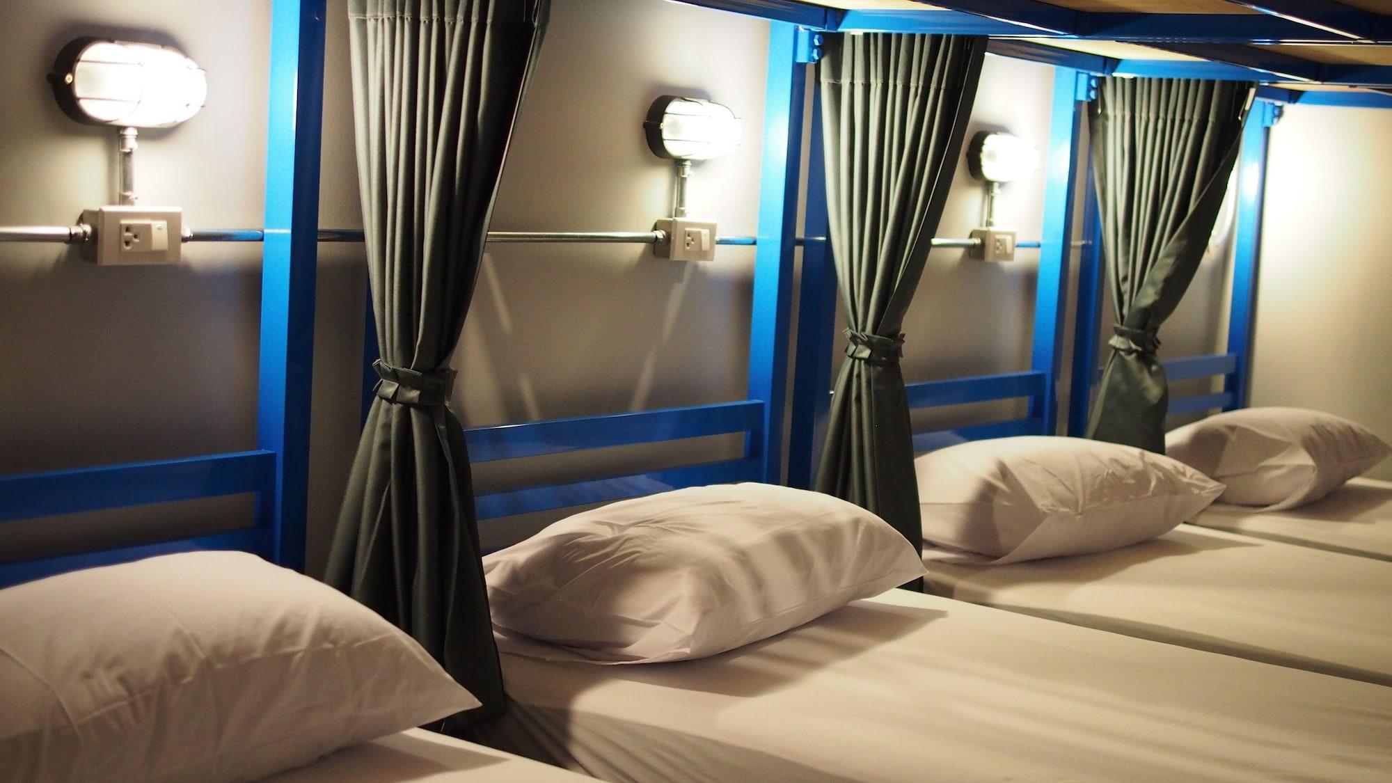 Loftel Station Hostel Bangkok Eksteriør bilde