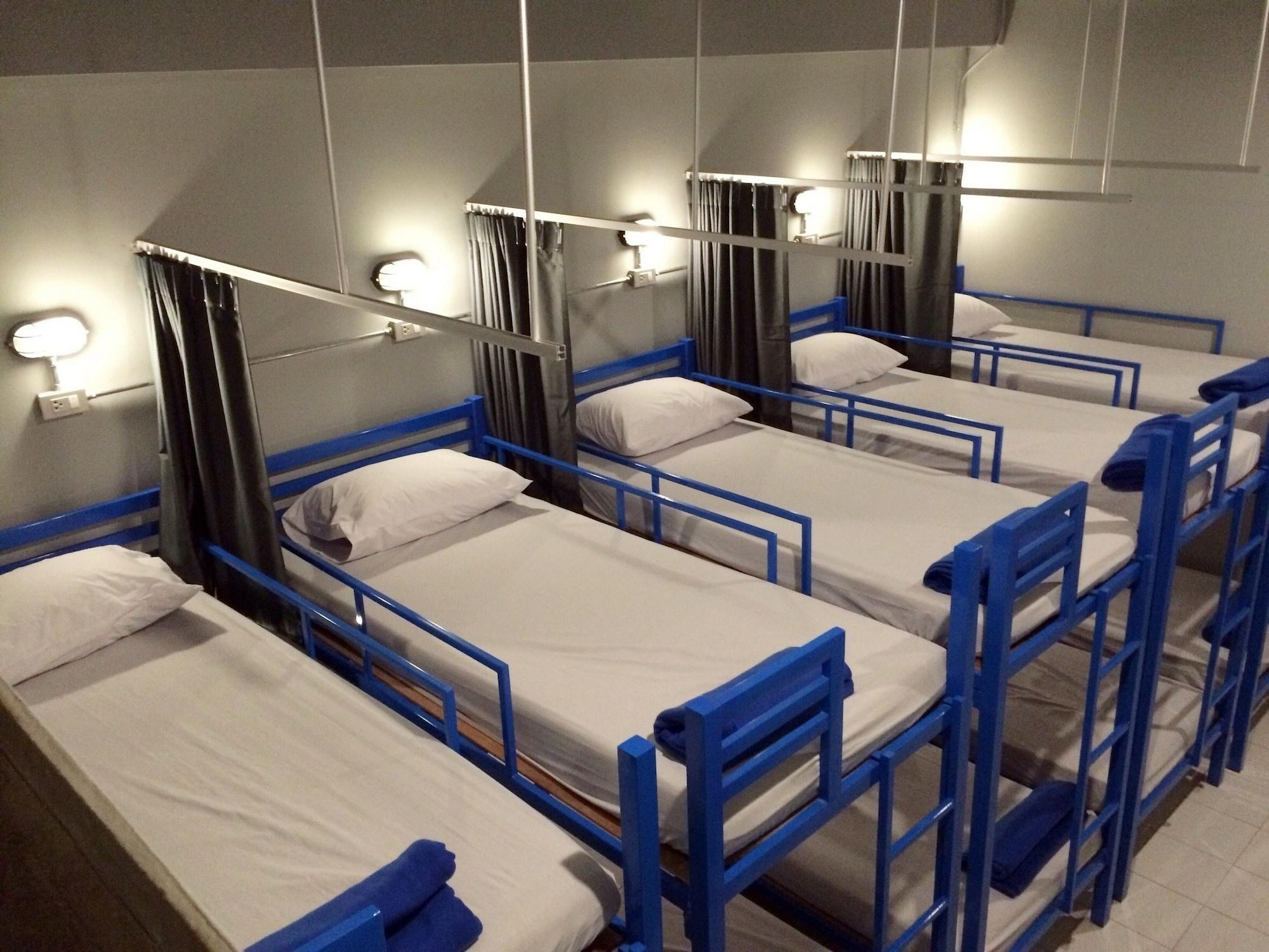 Loftel Station Hostel Bangkok Eksteriør bilde