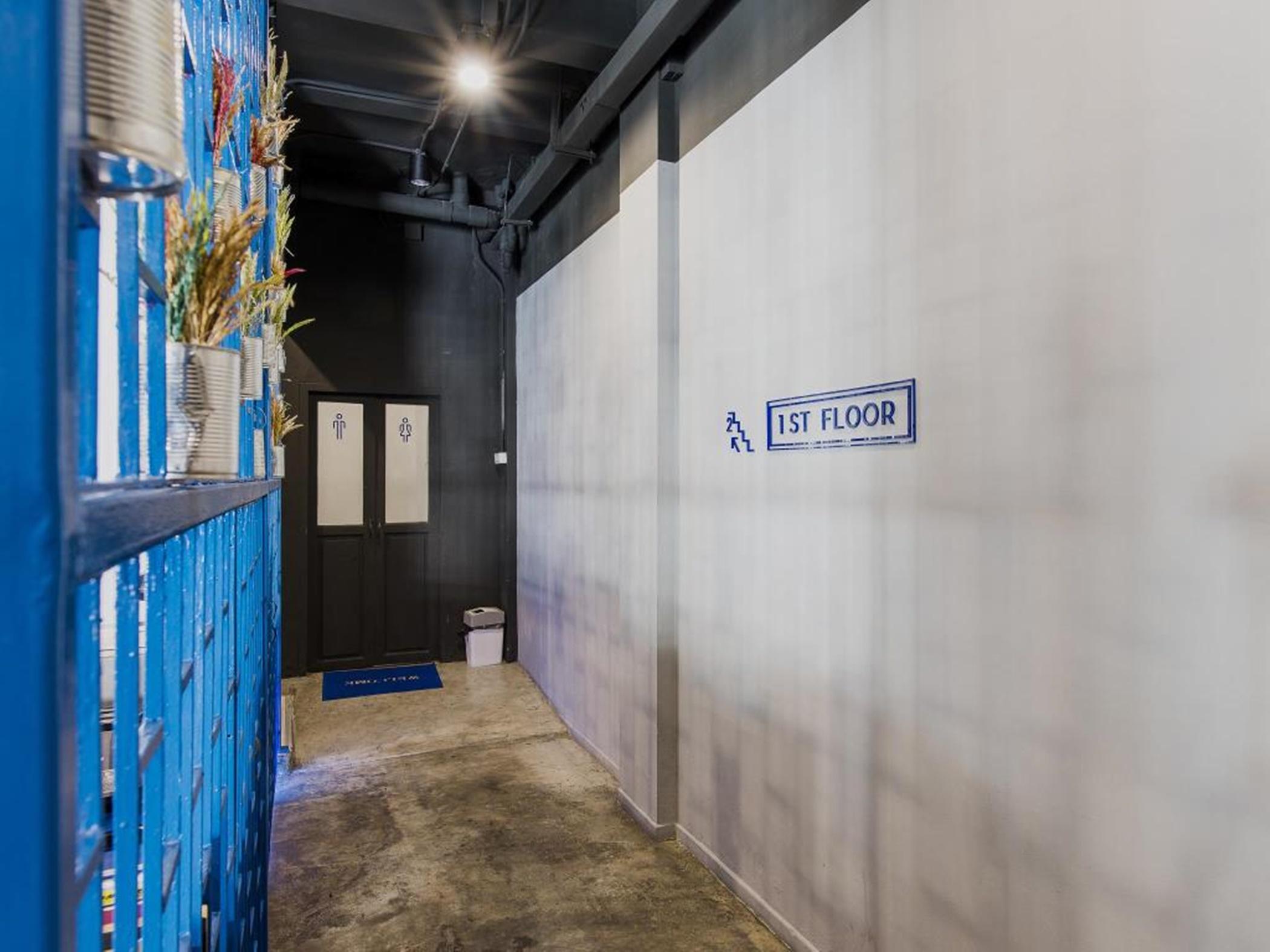 Loftel Station Hostel Bangkok Eksteriør bilde
